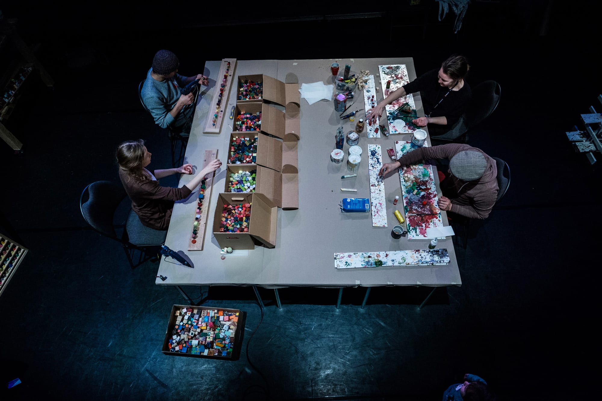@17000thegrid workshop — people building together around a large table